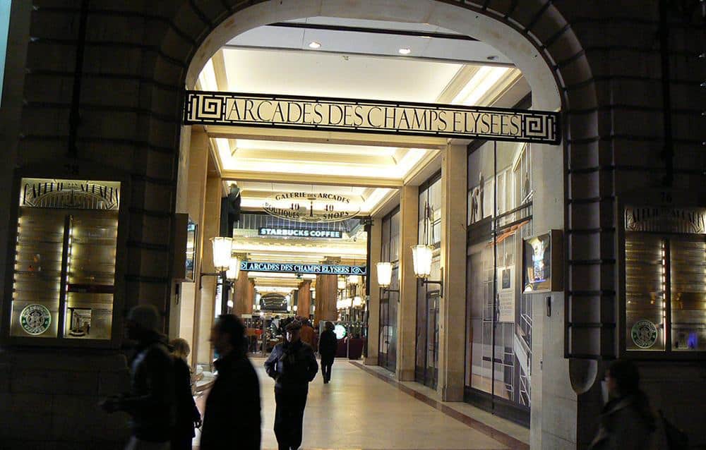 Les Arcades des Champs-Élysées